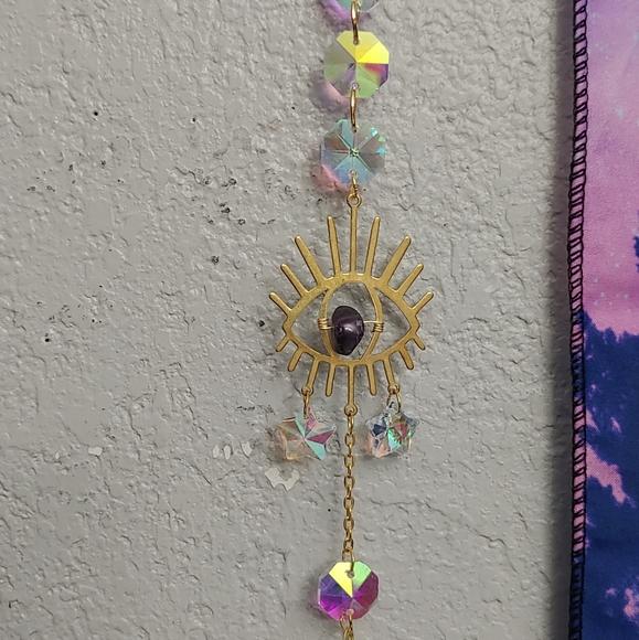 Crystal Eye Sun Catcher - Picture 2 of 6